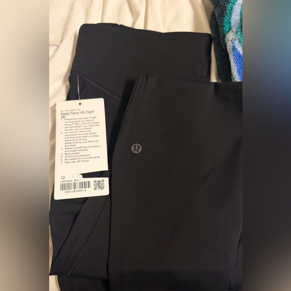 Lululemon Base Pace HR Tight 28”